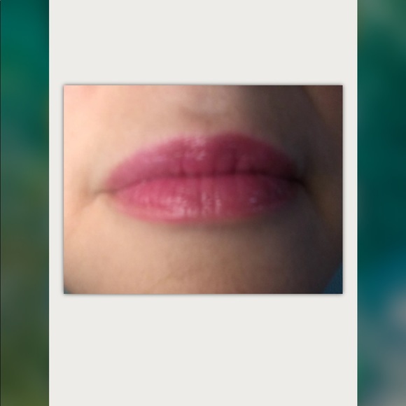 Aloe Vera mood changing 💄 lipstick - Picture 3 of 3